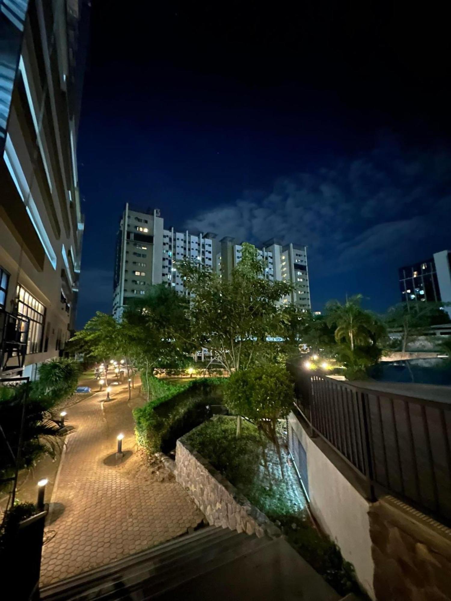 Arlowes At 20F Grand Residences Cebu Luaran gambar